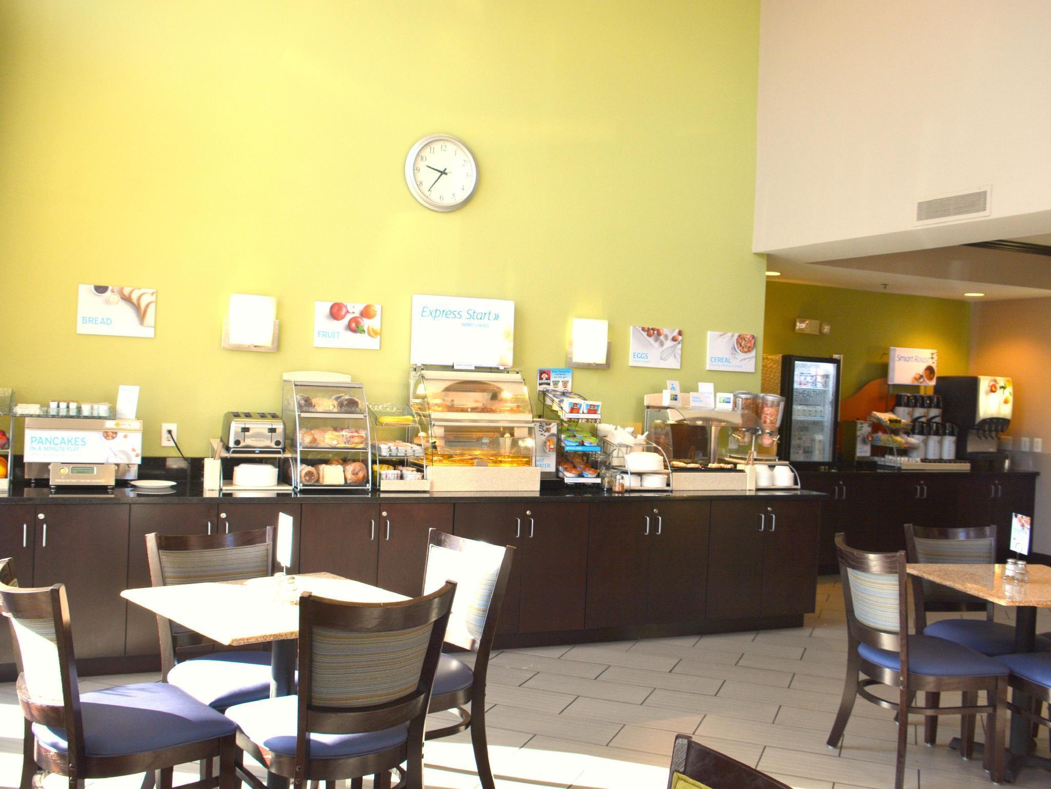 Holiday Inn Express Hotel & Suites Raleigh North - Wake Forest By Ihg Exteriér fotografie