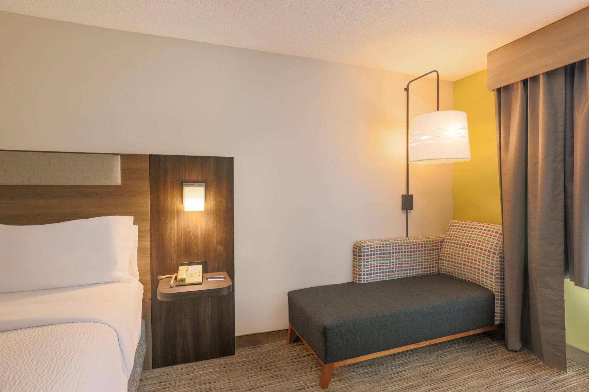 Holiday Inn Express Hotel & Suites Raleigh North - Wake Forest By Ihg Exteriér fotografie