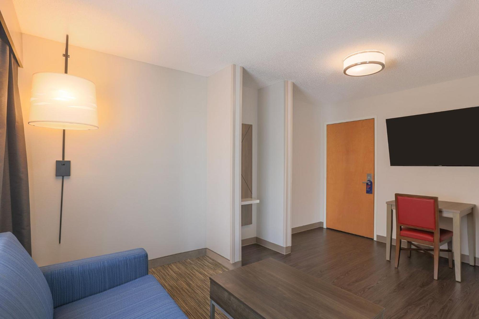 Holiday Inn Express Hotel & Suites Raleigh North - Wake Forest By Ihg Exteriér fotografie